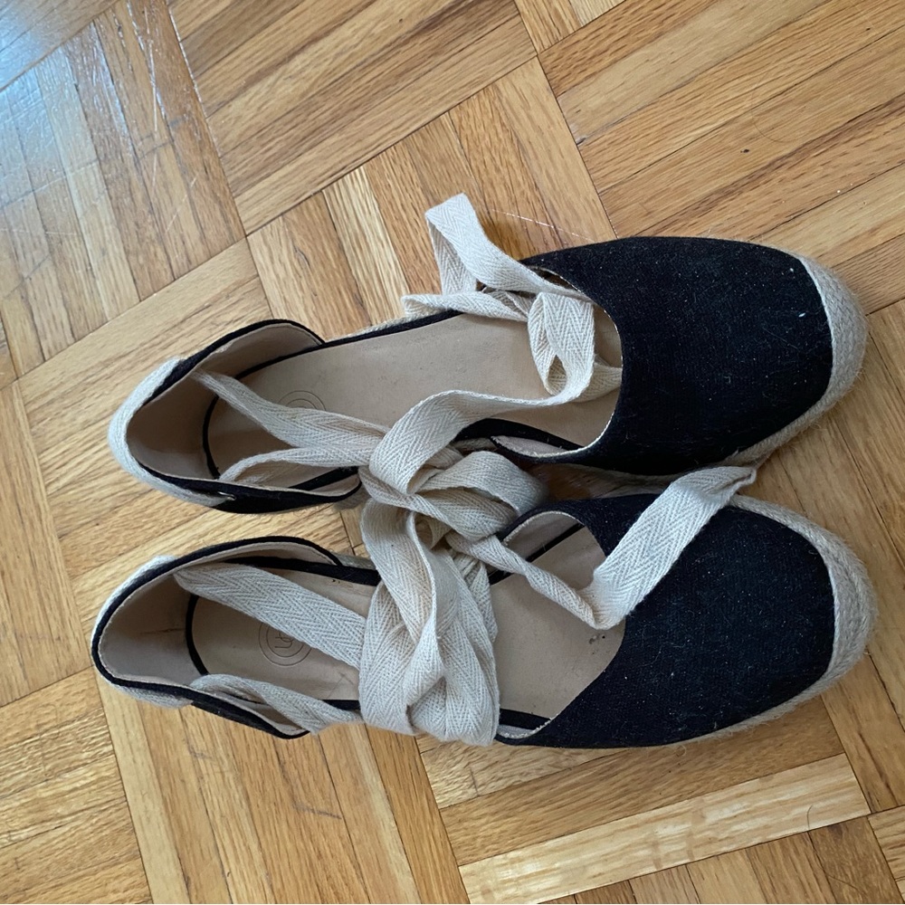 Urban Outfitters Black Espadrilles, Lace Up Heel